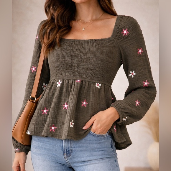 Altar'd State Tops - Altar’d state smocked peplum top Floral boho cottagecore blouse size small